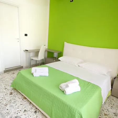 Salernow2 Bed & Breakfast 4*
