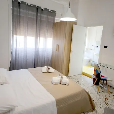Salernow2 Bed and Breakfast Σαλέρνο